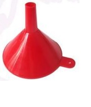 картинка Воронка с ручкой 10см (АгроП) магазин Одежда+ являющийся официальным дистрибьютором в России 