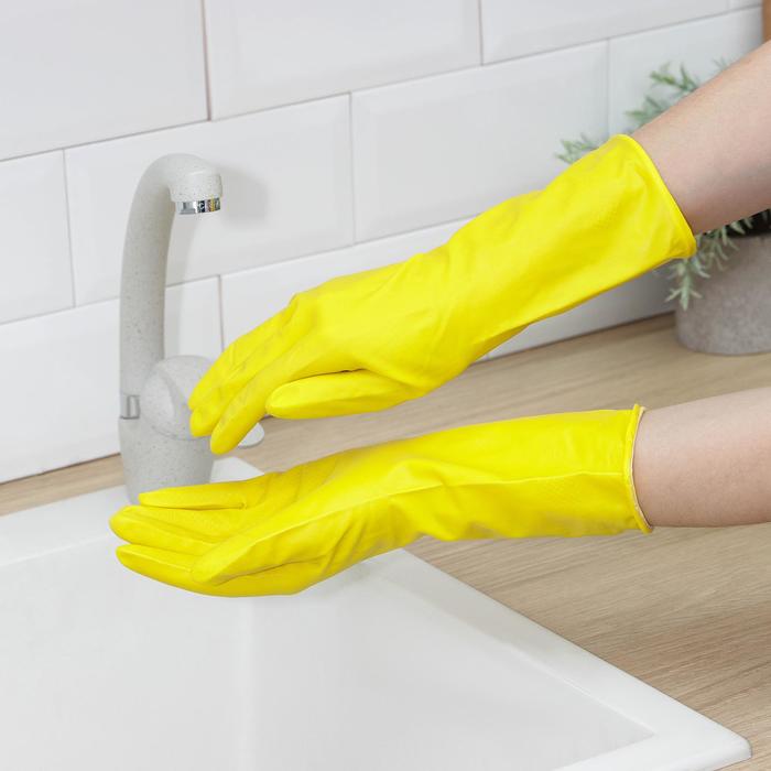 картинка Перчатки хозяйственные латексные без х/б напыления разм.ХL желтые (Komfi) 12/240 магазин Одежда+ являющийся официальным дистрибьютором в России 