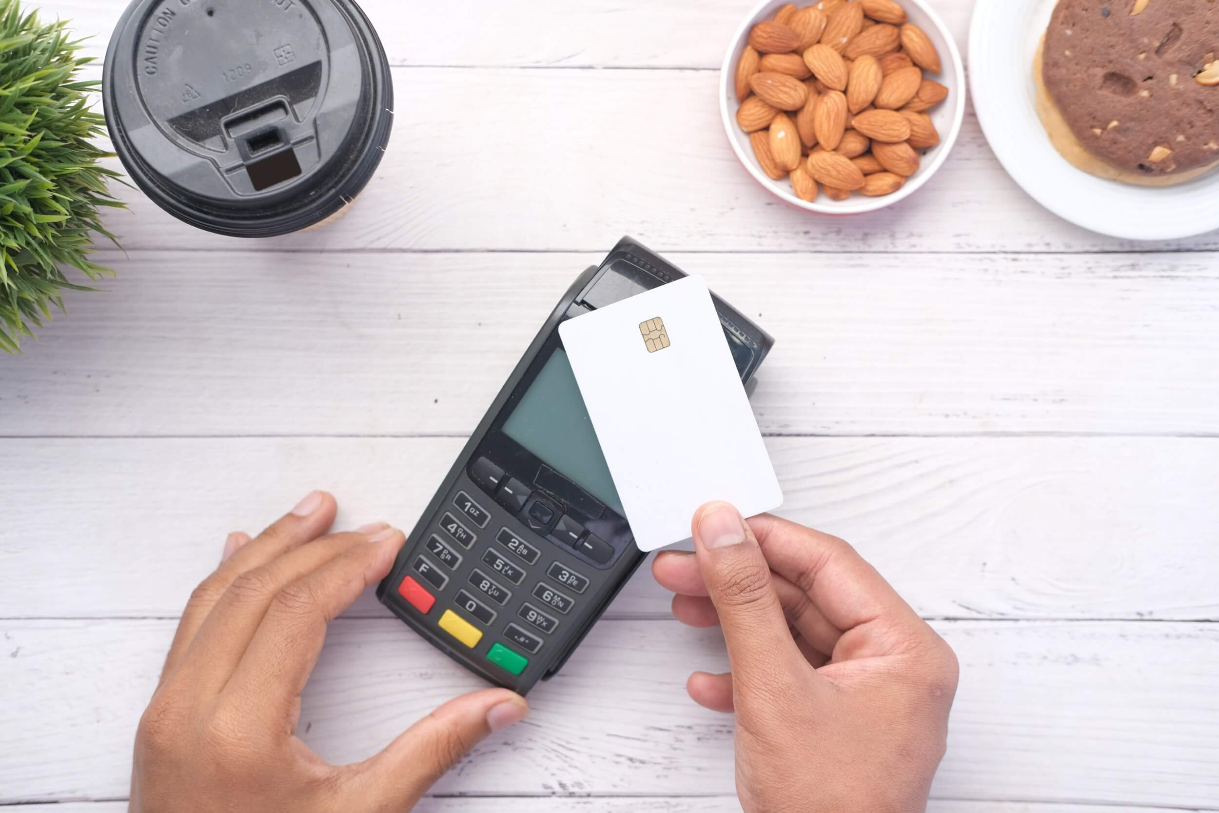 Банковские карты (VISA, MasterCard, НПС «Мир»)